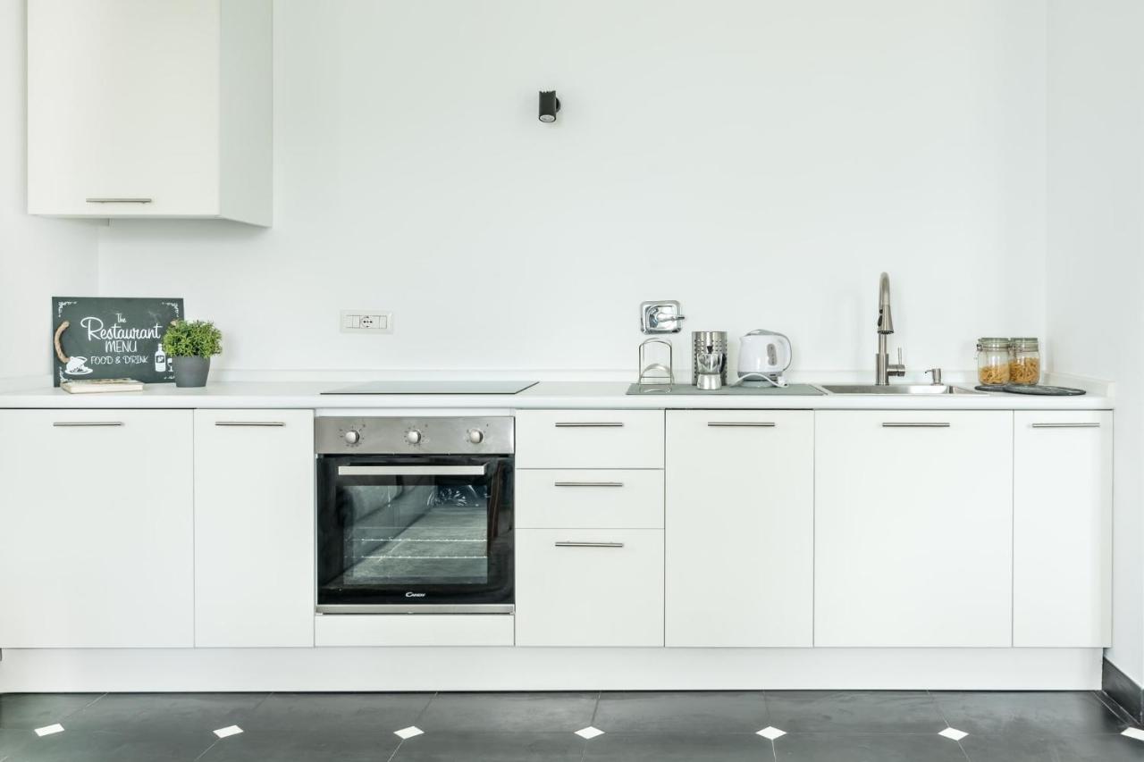 Salty Sky Flat , Terre Marine Apartment กอร์นิญา ภายนอก รูปภาพ